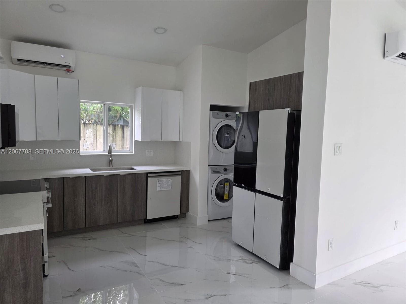 111 NE 45th St, Oakland Park, FL 33334 photo 6