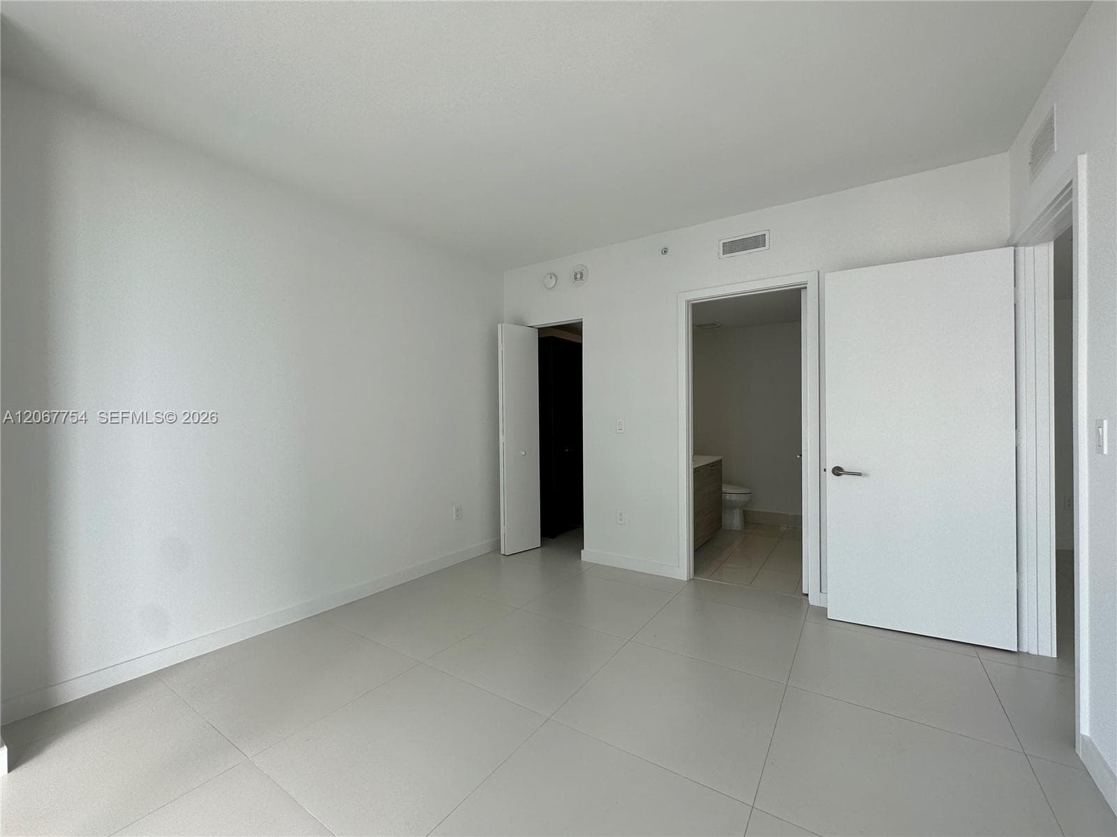 1300 S Miami # 4209, Miami, FL 33130 photo 13