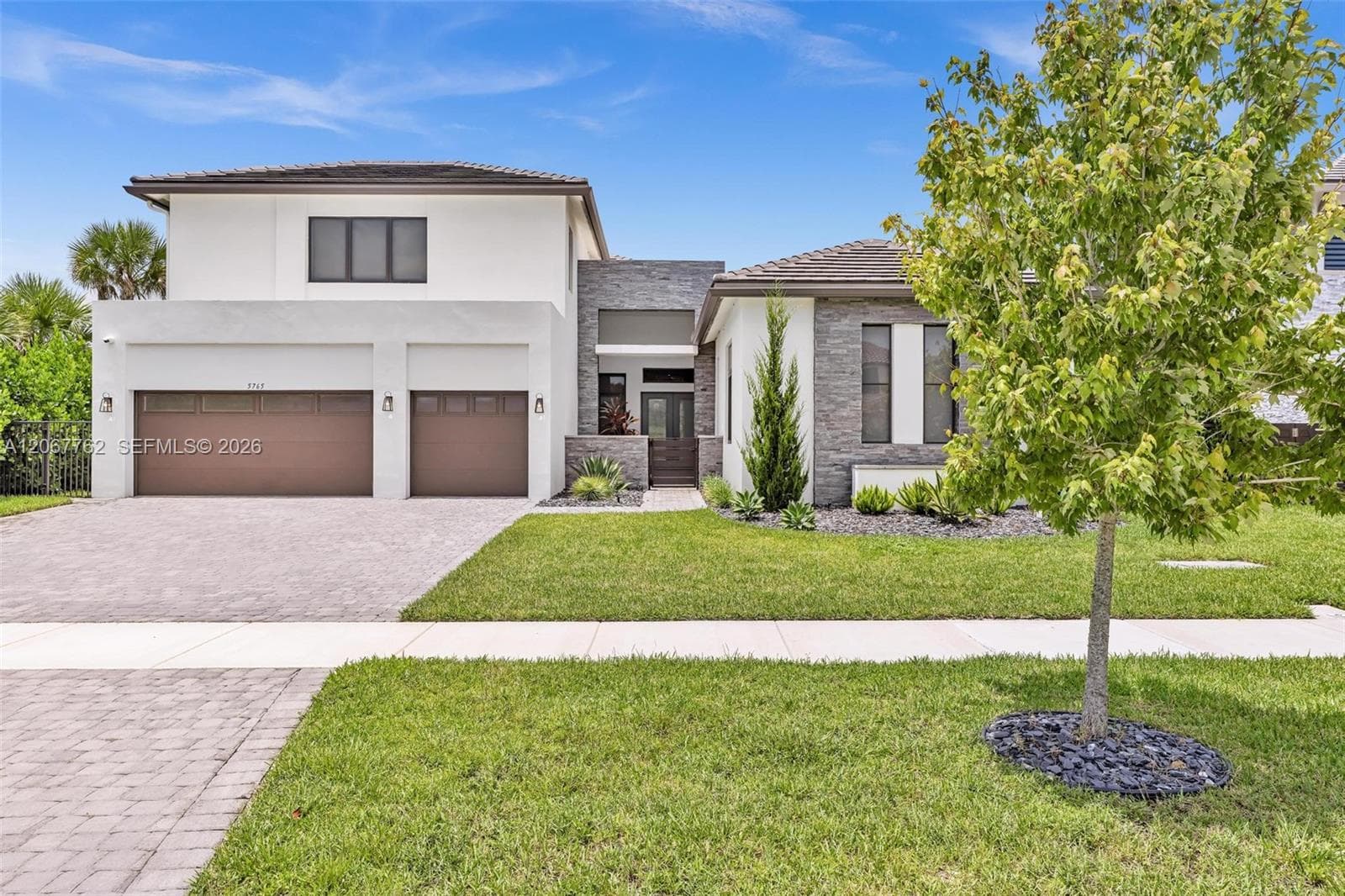 5765 SW 104th Ter, Cooper City, FL 33328 photo 2