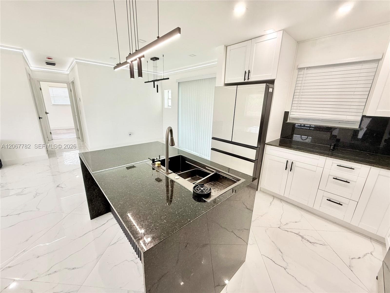 8600 Taft St, Pembroke Pines, FL 33024 photo 6