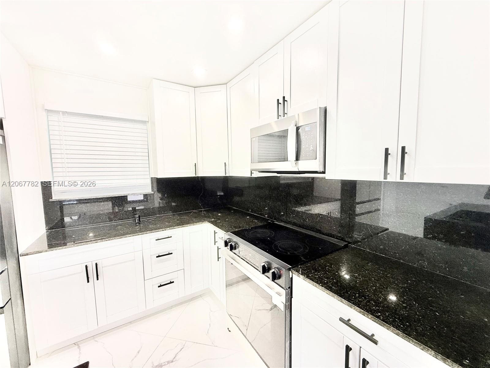 8600 Taft St, Pembroke Pines, FL 33024 photo 7