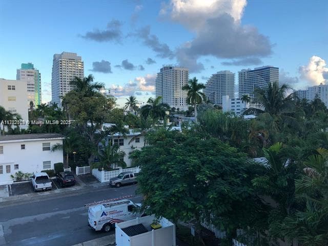 625 ANTIOCH Avenue # 302, Fort Lauderdale, FL 33304 photo 9