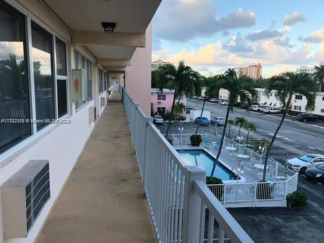 625 ANTIOCH Avenue # 302, Fort Lauderdale, FL 33304 photo 11