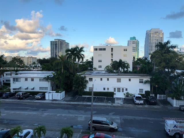 625 ANTIOCH Avenue # 302, Fort Lauderdale, FL 33304 photo 8