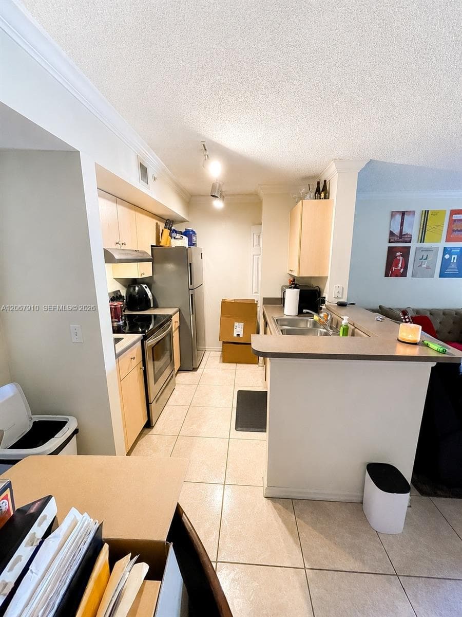 2457 Centergate Dr # 203, Miramar, FL 33025 photo 13