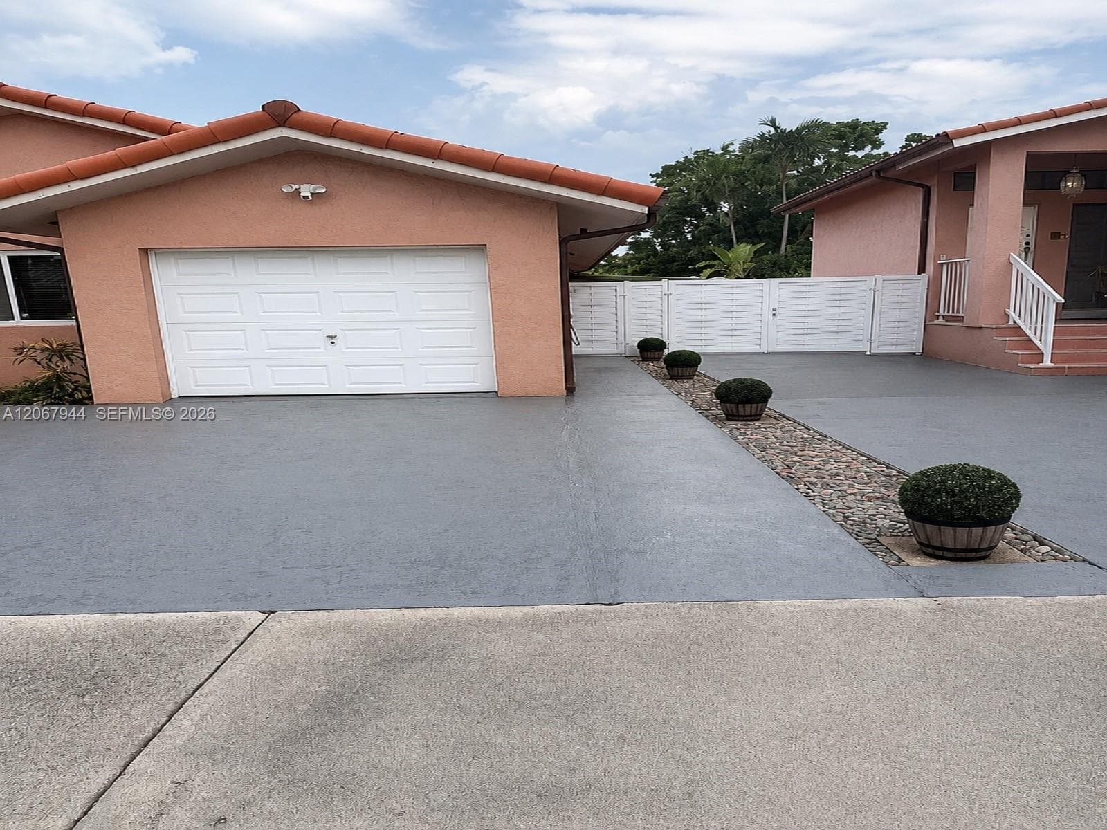 10070 SW 2nd St, Miami, FL 33174 photo 5