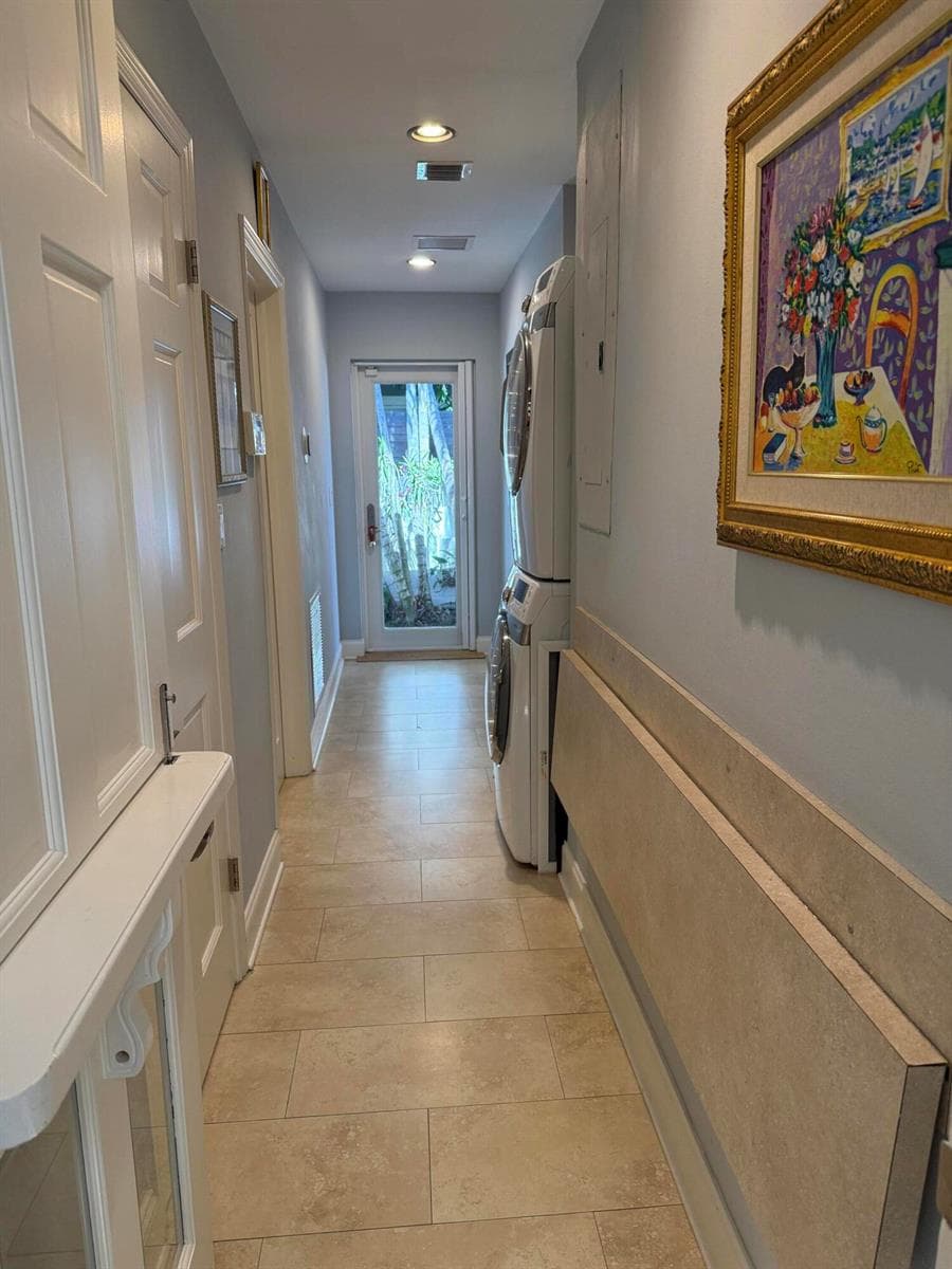 716 Middle River Drive, Fort Lauderdale, FL 33304 photo 7