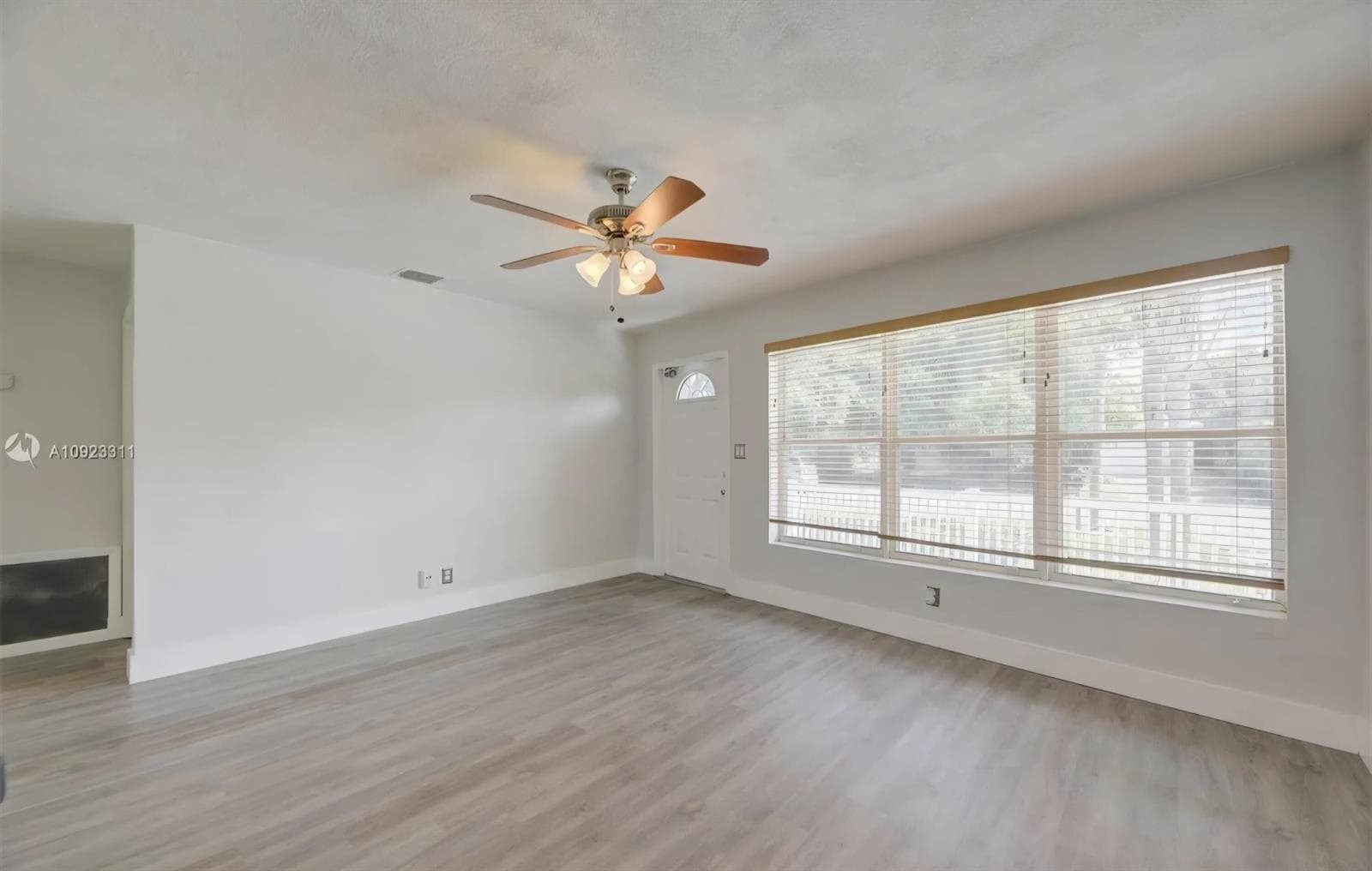 1521 NE 32ND Court, Pompano Beach, FL 33064 photo 12