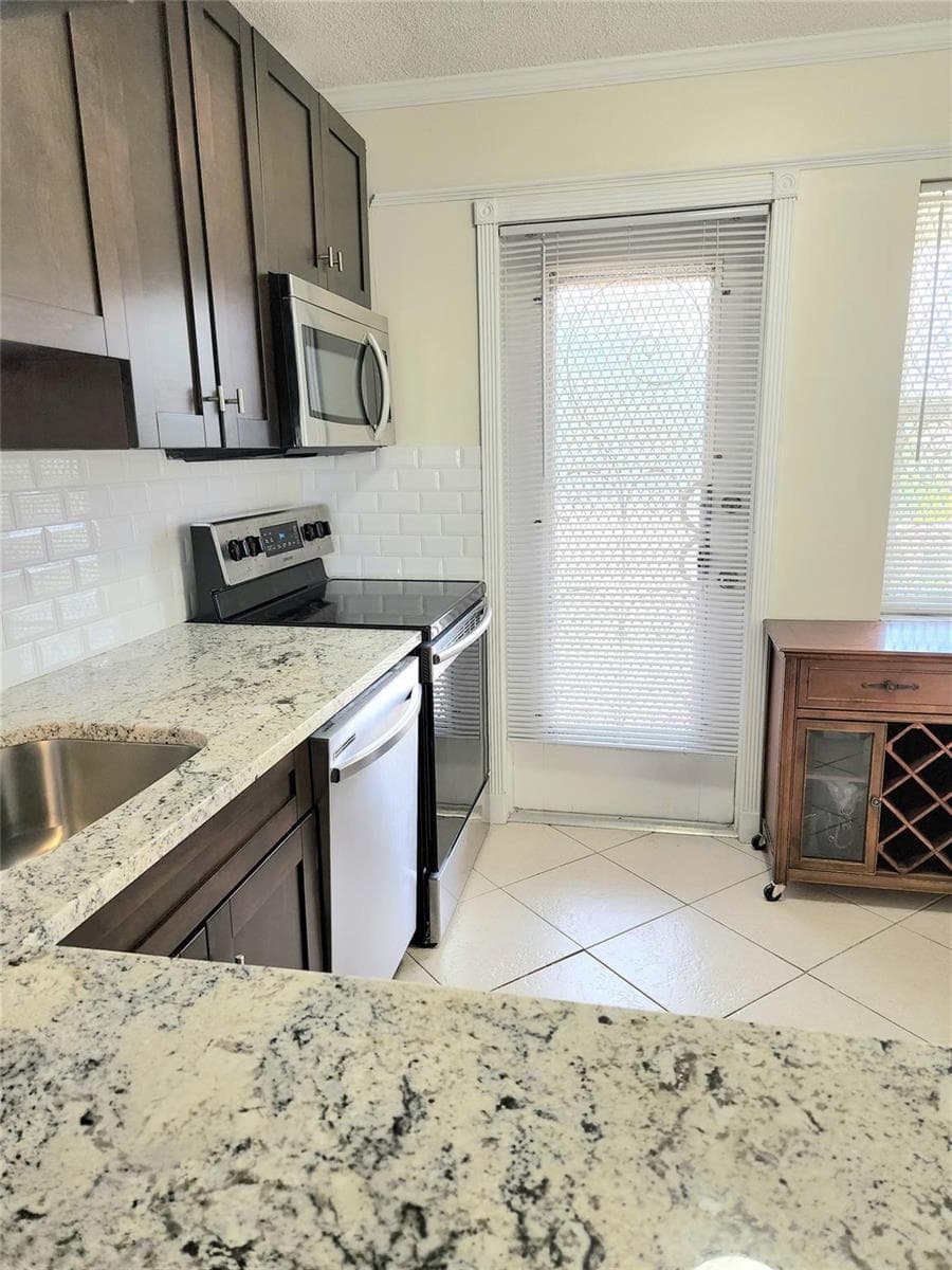 4700 WASHINGTON Street # 308, Hollywood, FL 33021 photo 8