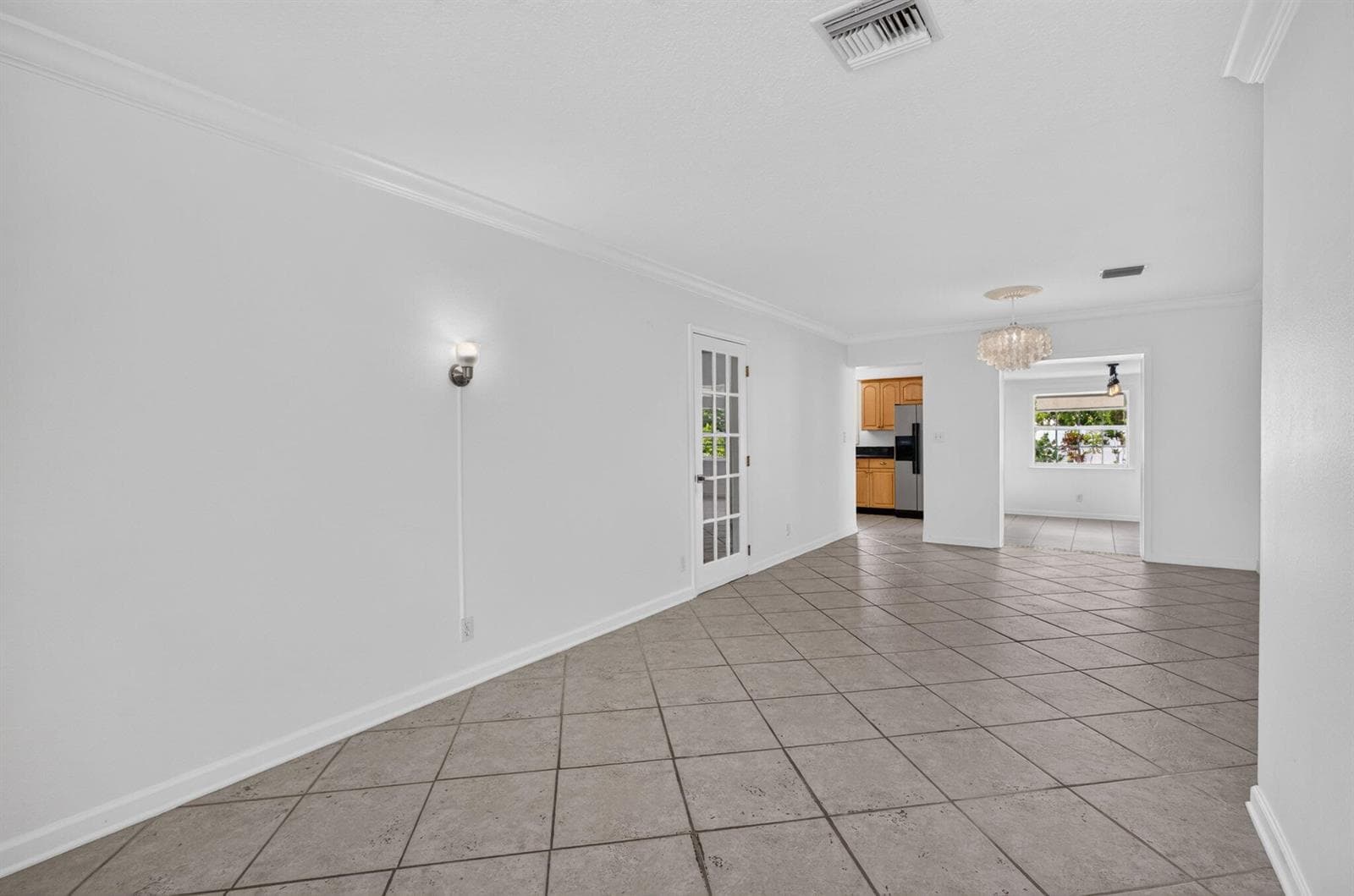 813 Date Palm Drive, Lake Park, FL 33403 photo 9