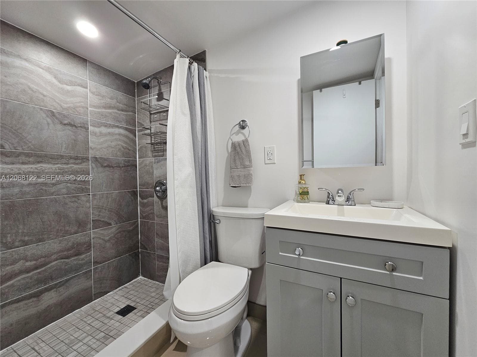 3880 NW 2nd St # 0, Miami, FL 33126 photo 9