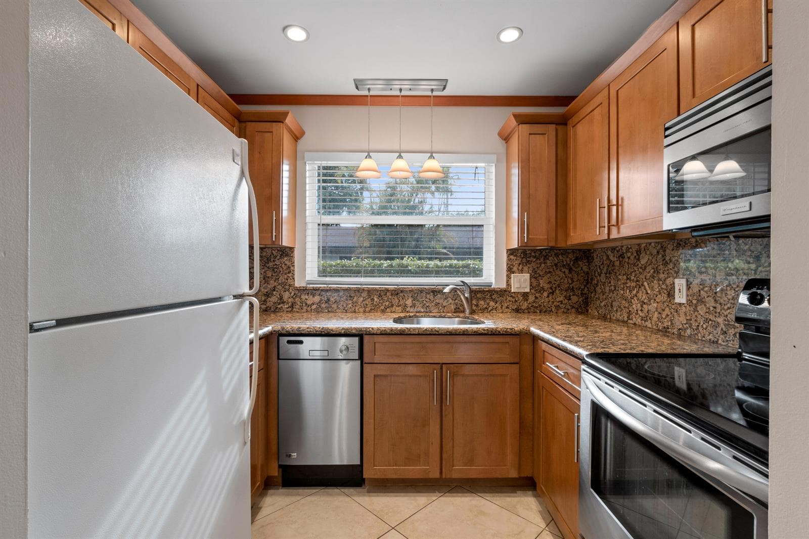 1106 NE 16th Court # 2, Fort Lauderdale, FL 33305 photo 2