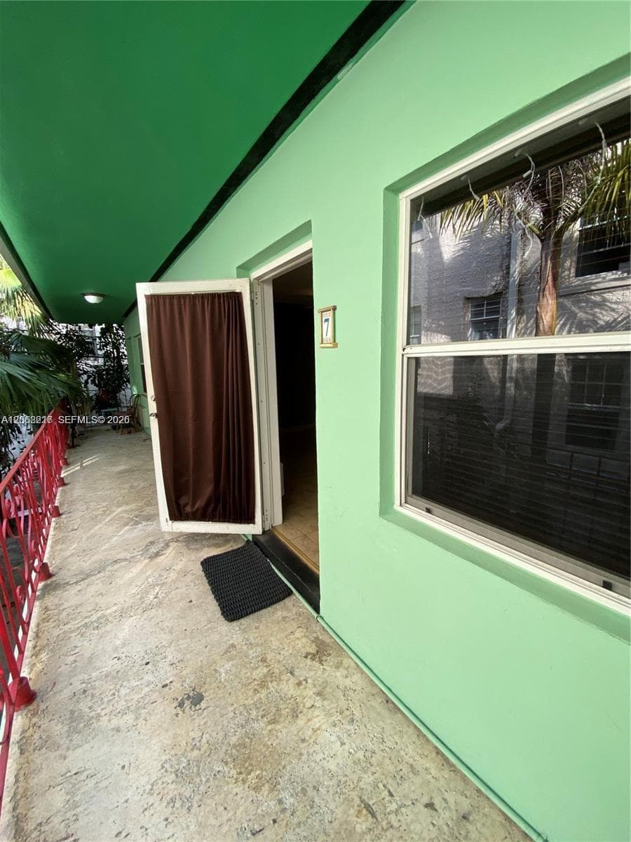 1607 Michigan Ave # 7, Miami Beach, FL 33139 photo 6