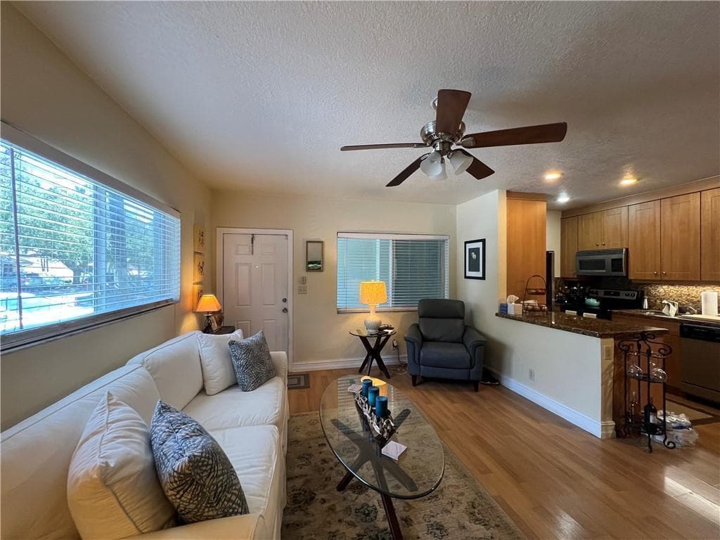 1423 HOLLY HEIGHTS Drive # 7, Fort Lauderdale, FL 33304 photo 6