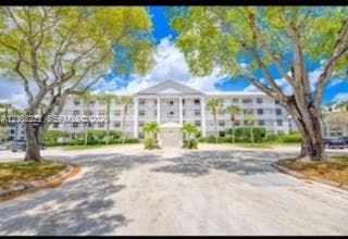 3526 Whitehall Dr # 302, West Palm Beach, FL 33401 photo 6