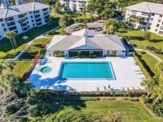 3526 Whitehall Dr # 302, West Palm Beach, FL 33401 photo 7