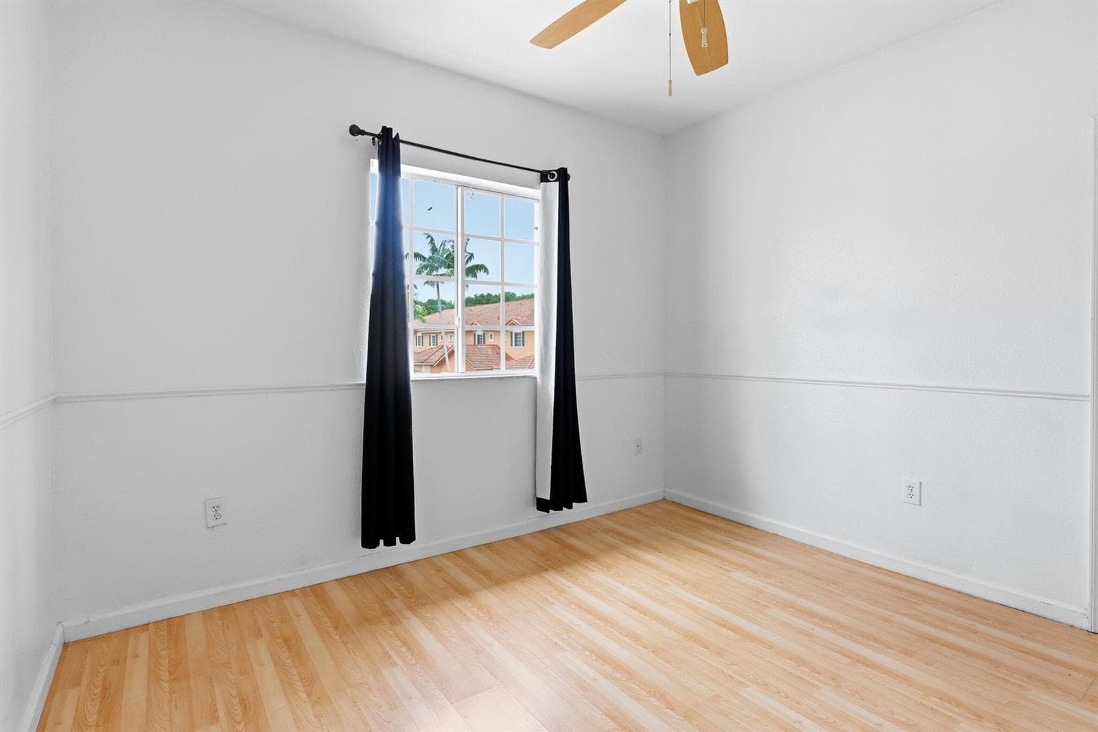 460 PRINCESS Drive, Margate, FL 33068 photo 6