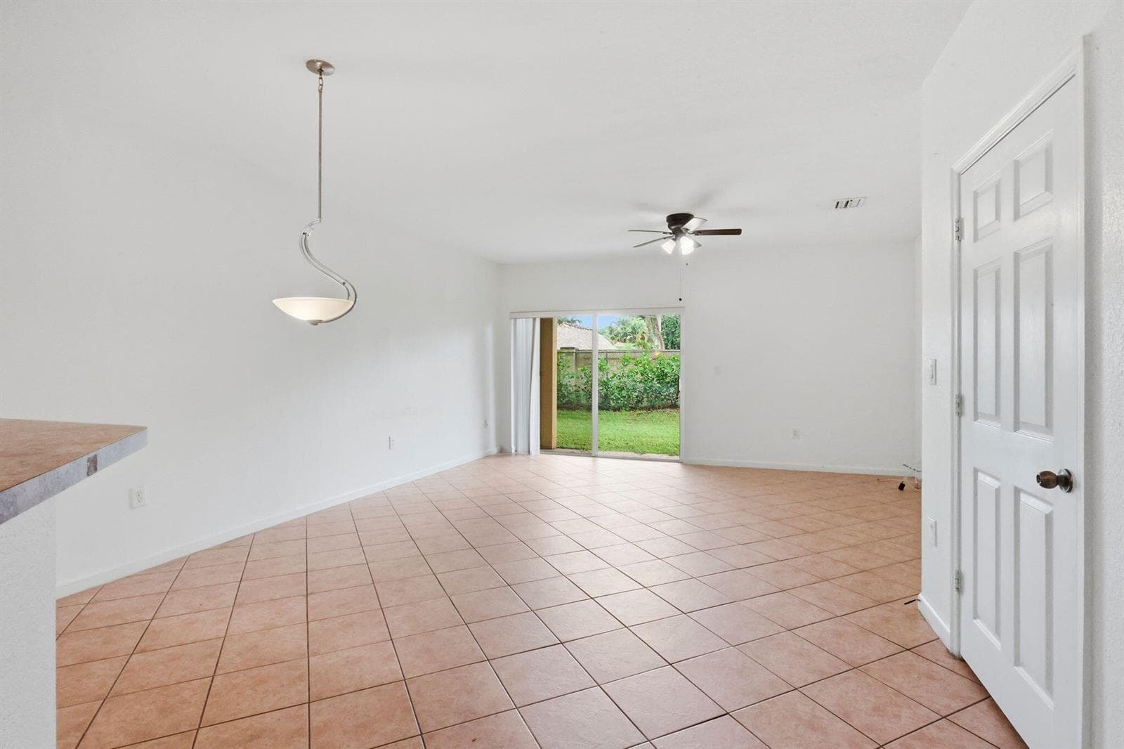 460 PRINCESS Drive, Margate, FL 33068 photo 9