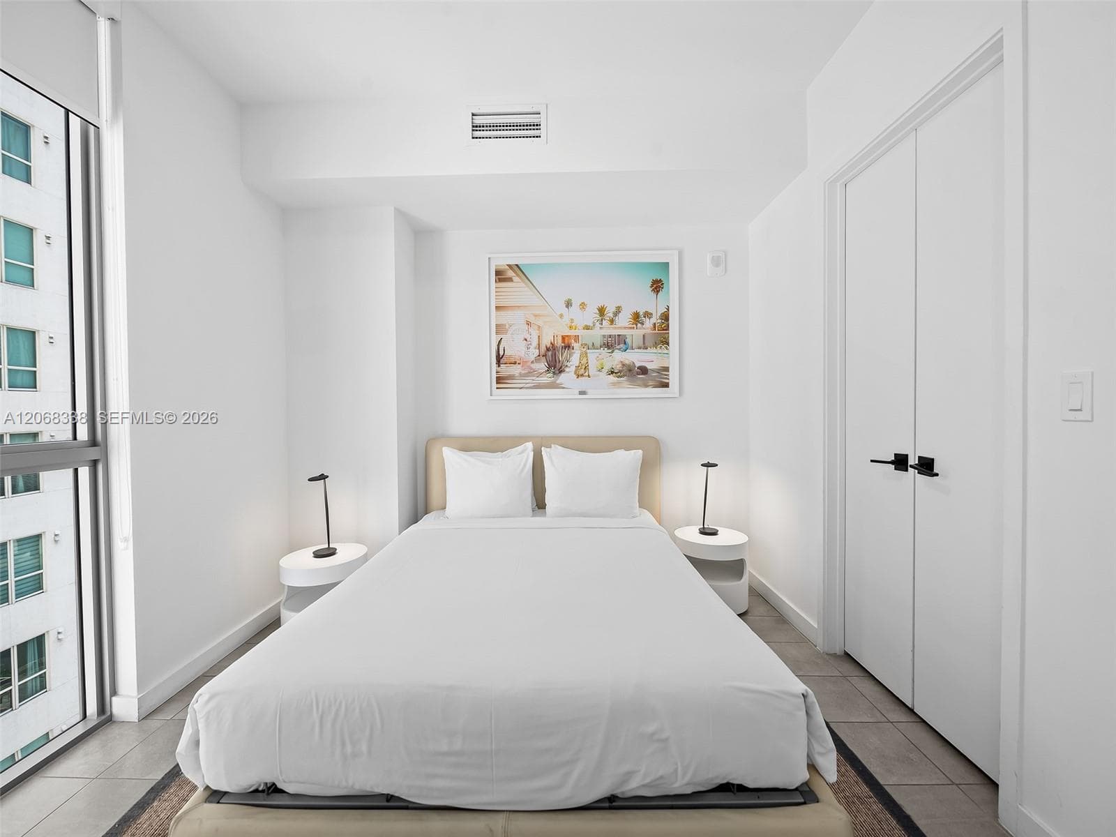 227 NE 2nd St # 2501, Miami, FL 33132 photo 10