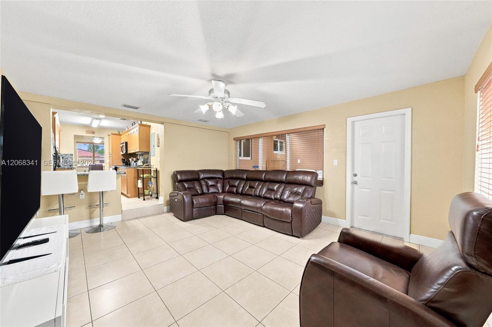 3180 W 3rd Ave, Hialeah, FL 33012 photo 10