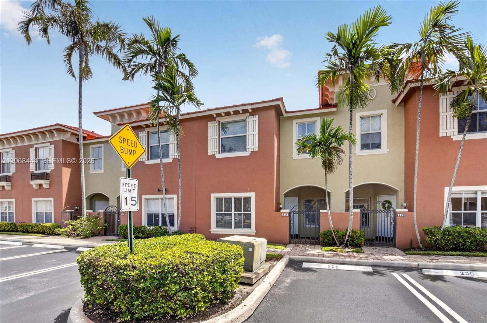 218 Lake Monterey Cir, Boynton Beach, FL 33426 photo 6