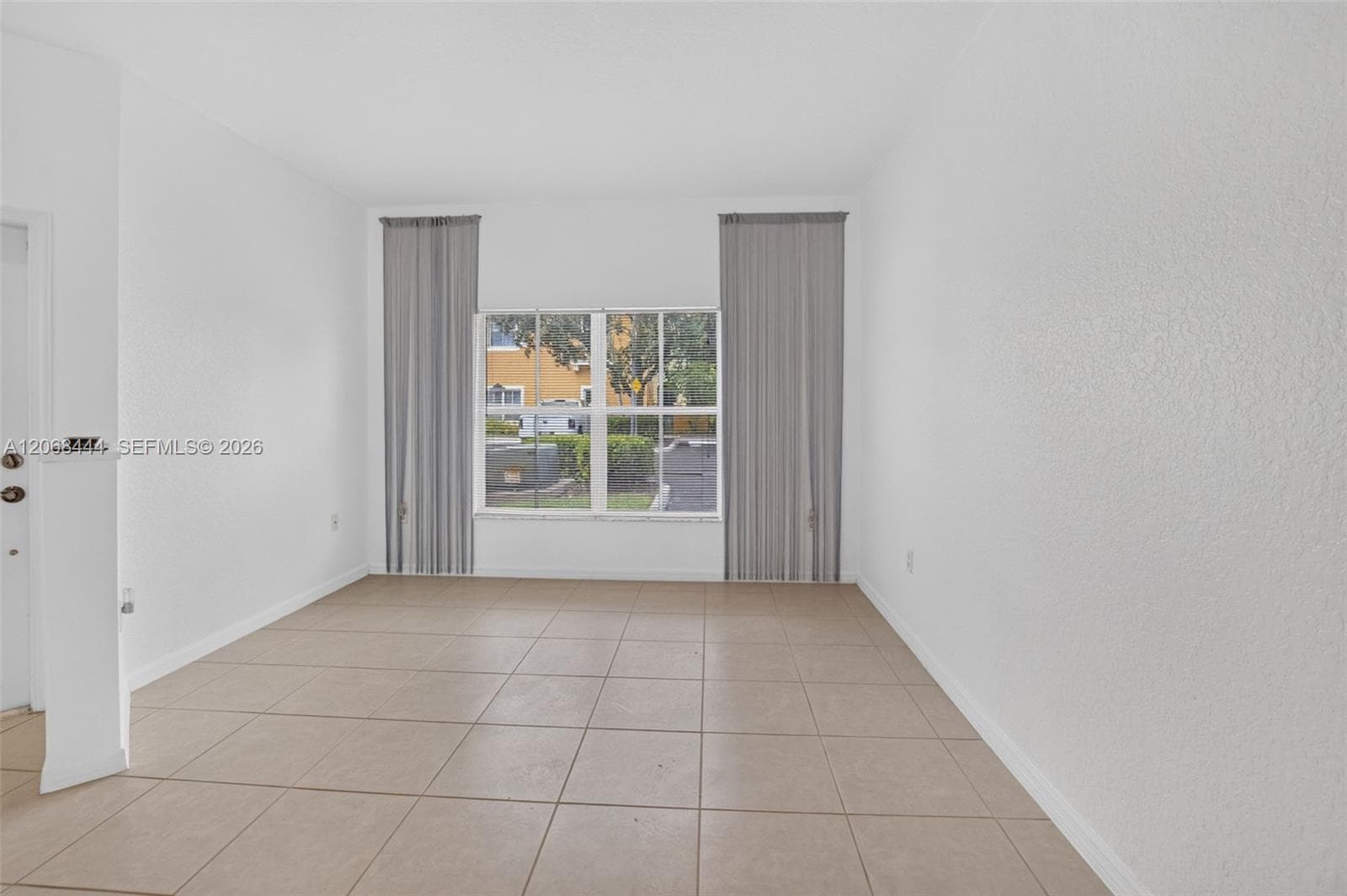 218 Lake Monterey Cir, Boynton Beach, FL 33426 photo 10