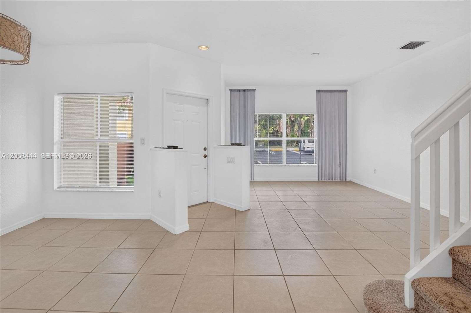 218 Lake Monterey Cir, Boynton Beach, FL 33426 photo 4