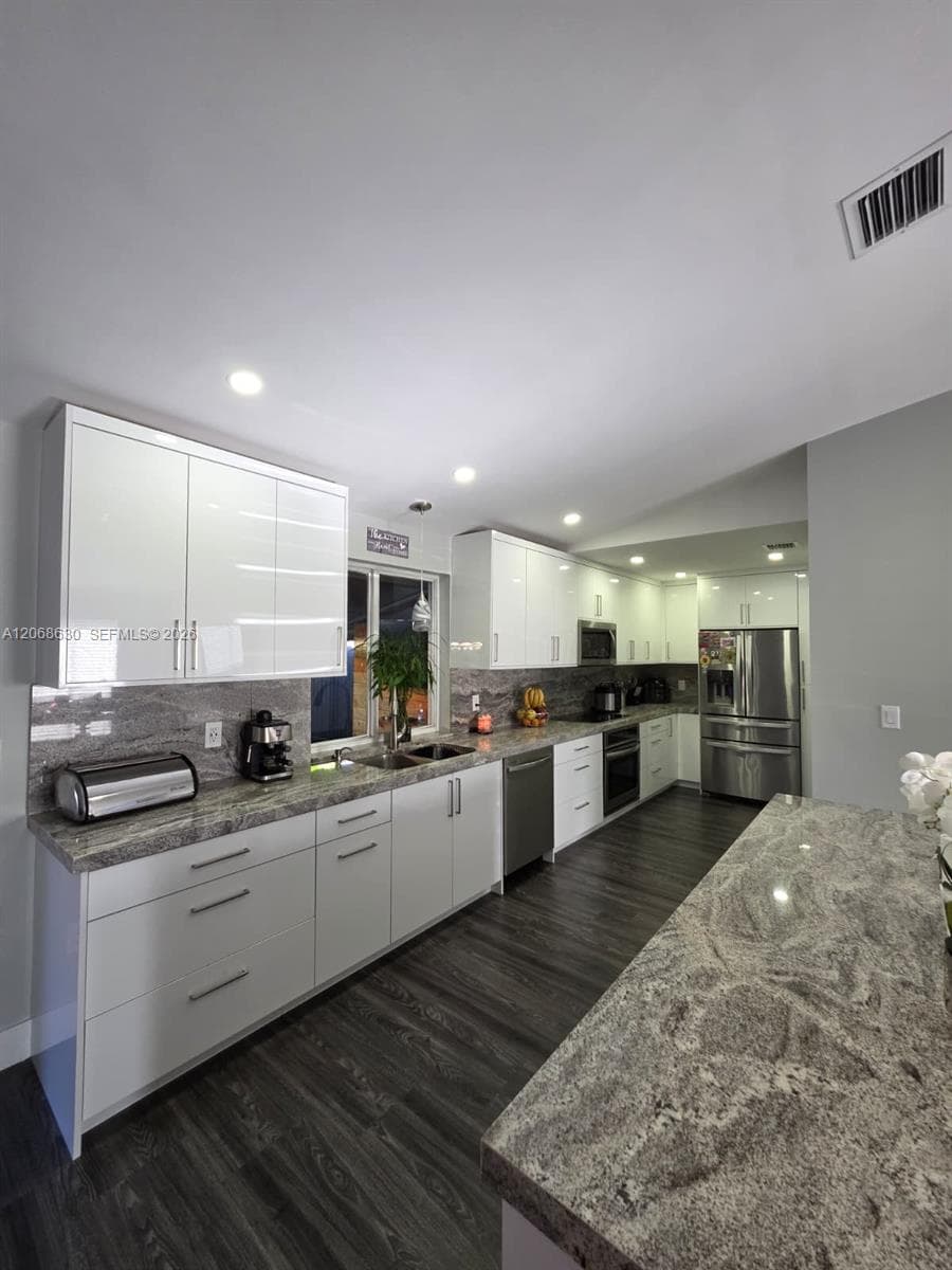 11122 SW 143rd Ct, Miami, FL 33186 photo 5