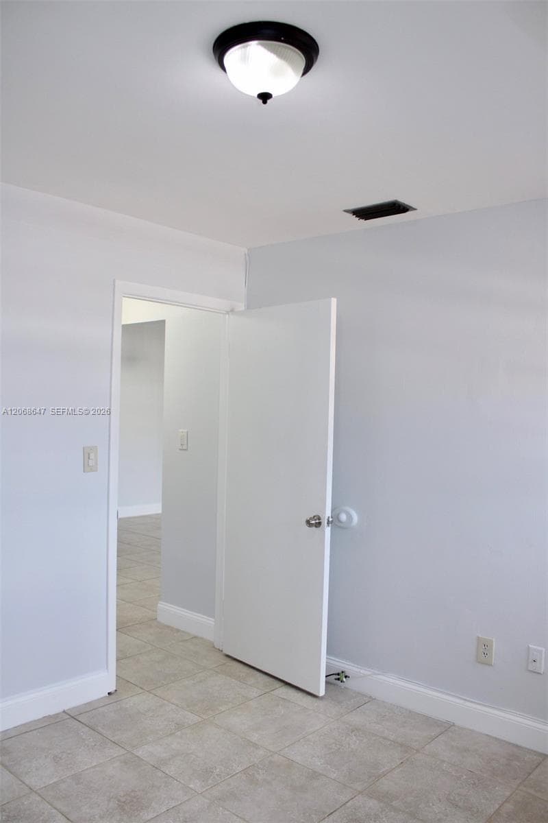 2728 W 74th St # 2728, Hialeah, FL 33016 photo 4