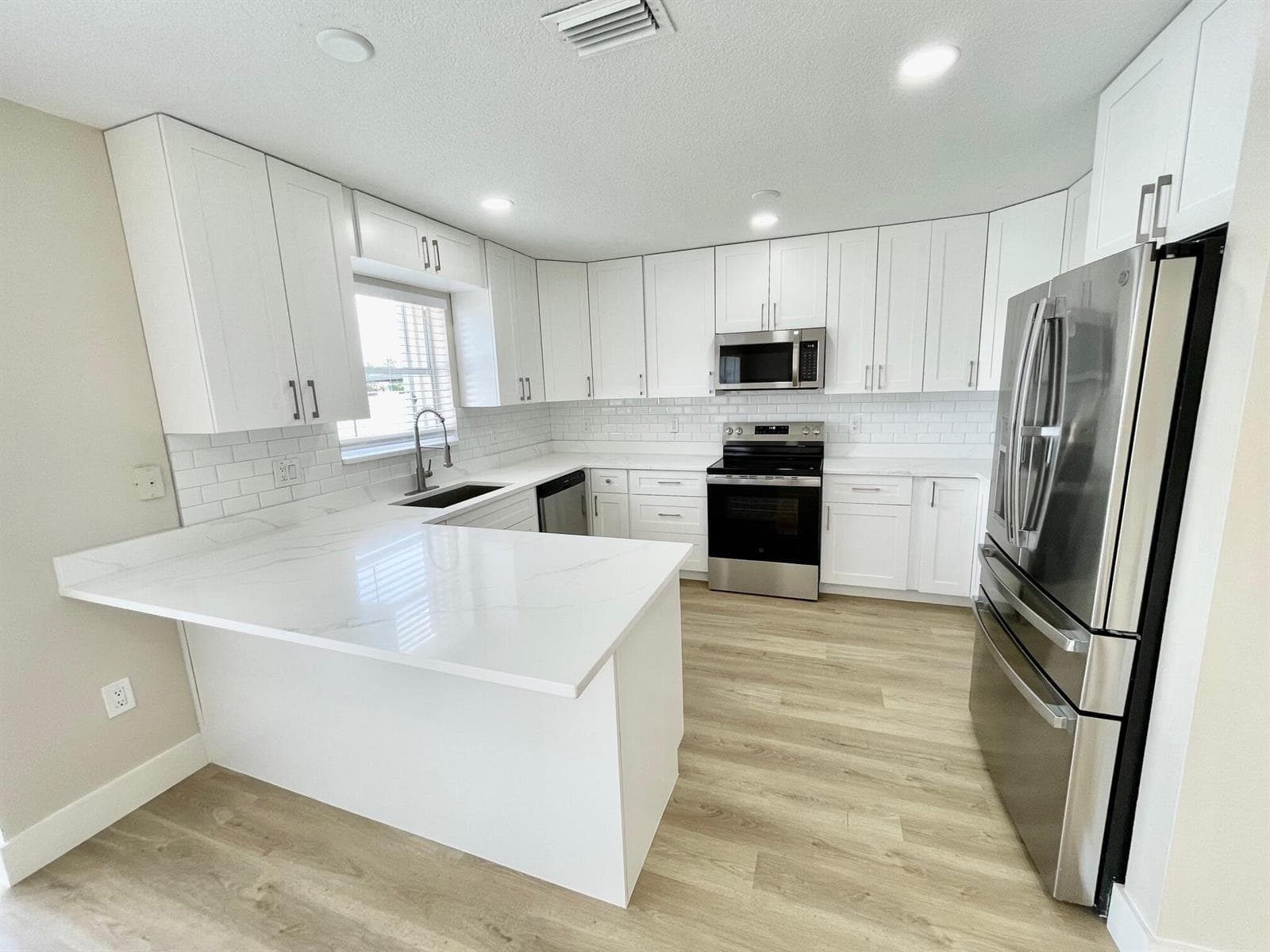 12149 NW 34TH Street, Sunrise, FL 33323 photo 3