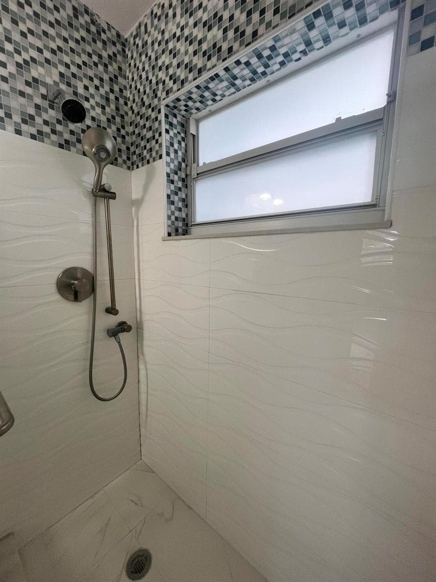 3300 SW 32ND Court, West Park, FL 33023 photo 6