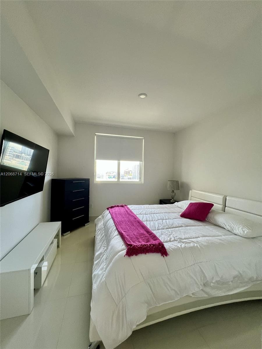 600 NE 27th St # 1604, Miami, FL 33137 photo 11