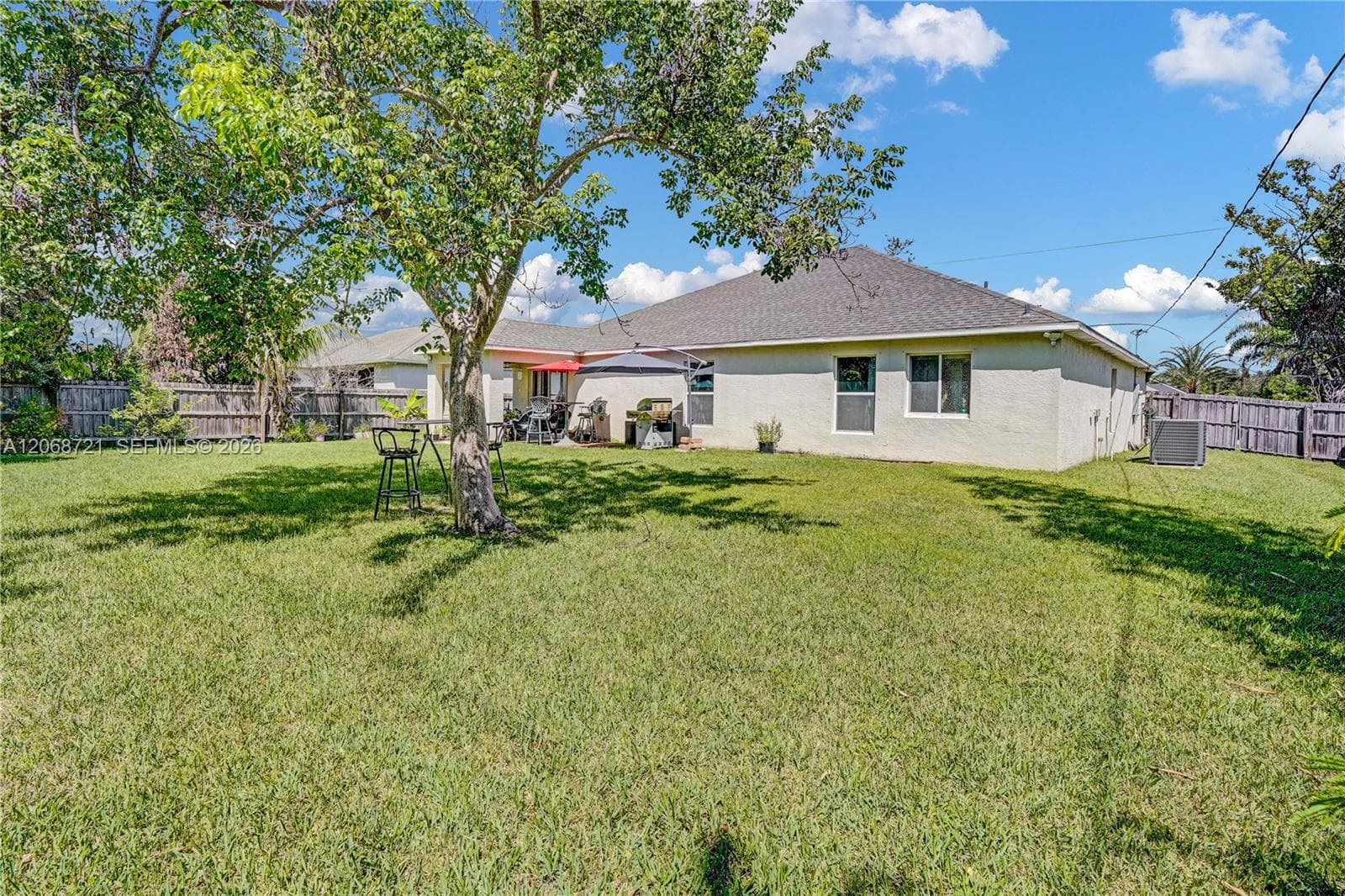 2826 SE Melaleuca Blvd, Port St. Lucie, FL 34952 photo 9