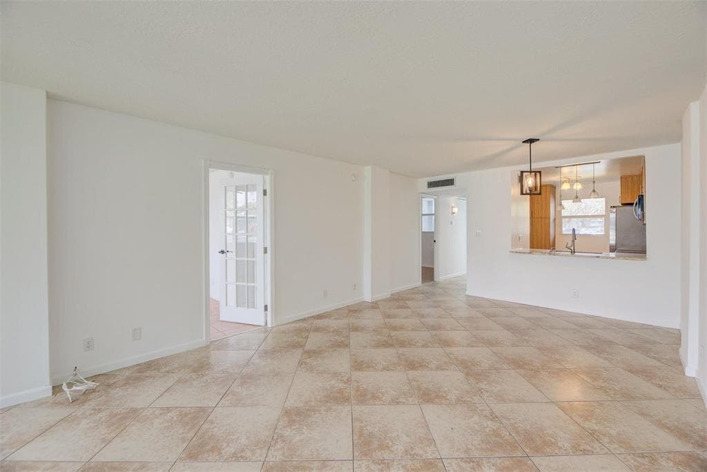 113 ROYAL PARK Drive # 1H, Oakland Park, FL 33309 photo 8