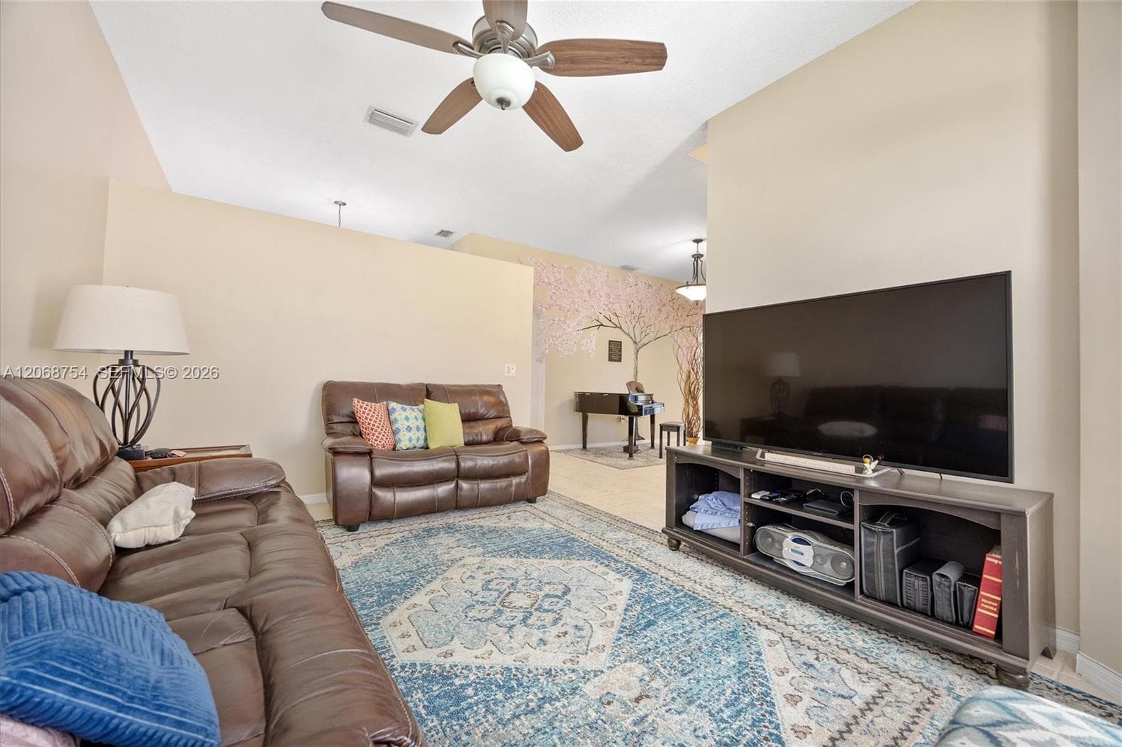 2835 SE 4th Pl, Homestead, FL 33033 photo 6
