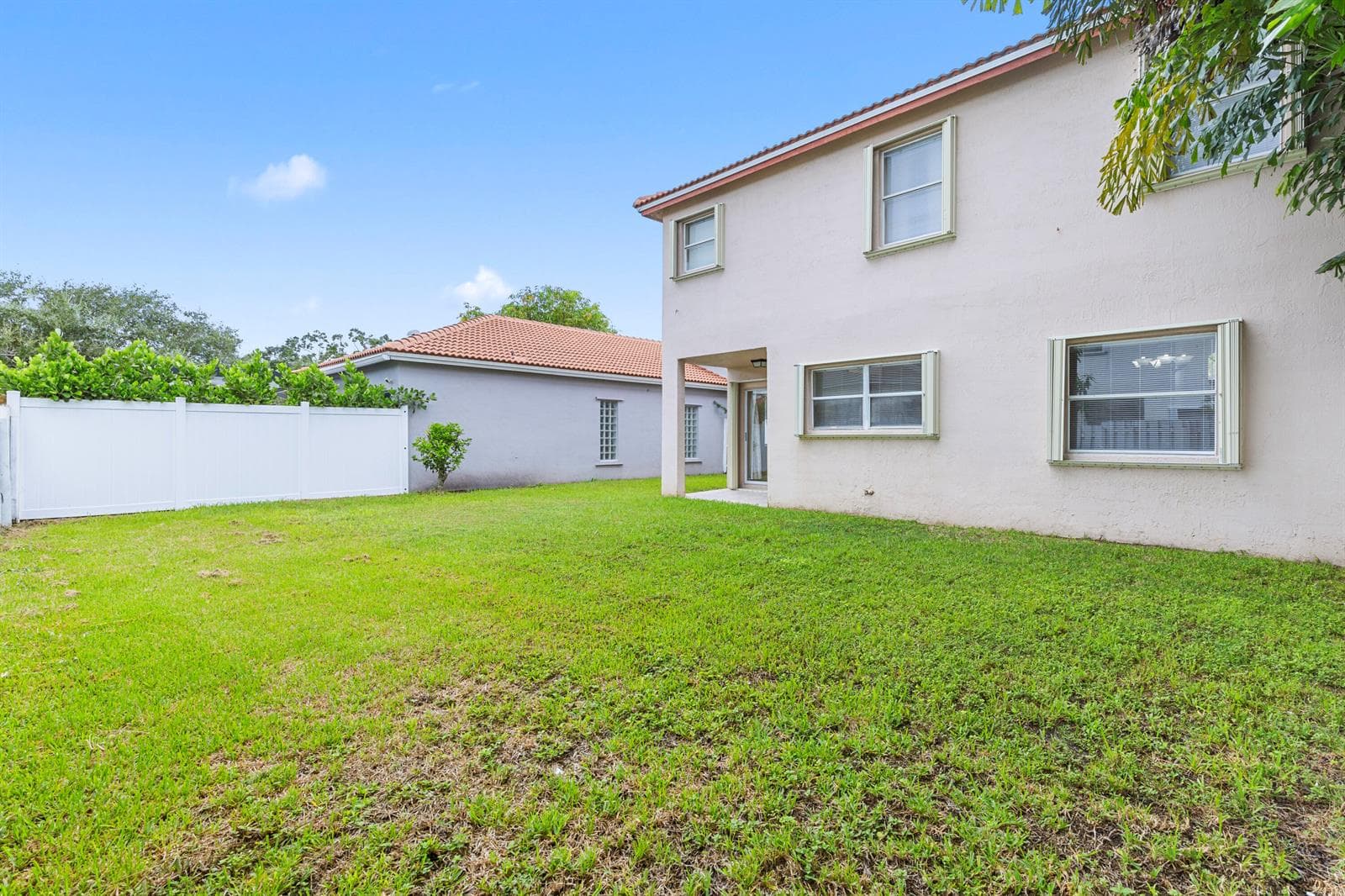 19250 NW 12TH Manor, Pembroke Pines, FL 33029 photo 8