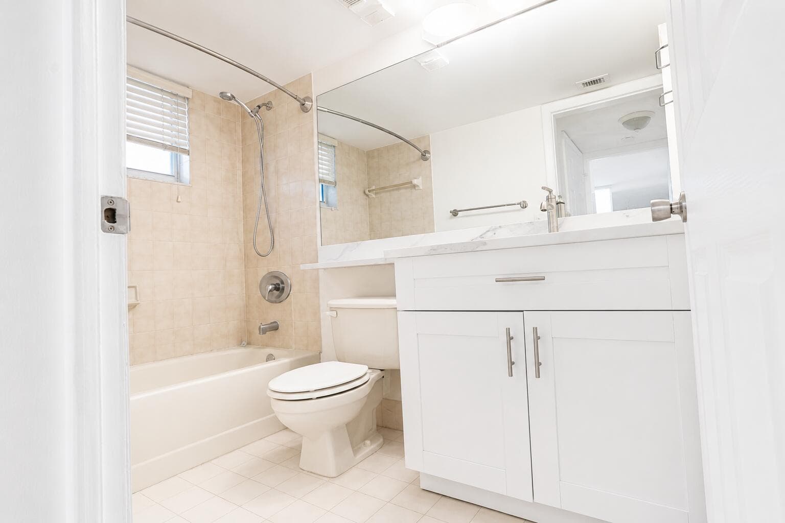 5910 MORNINGSTAR Circle # #202, Delray Beach, FL 33484 photo 8