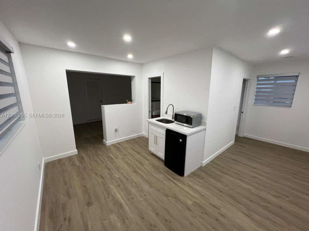 6220 NW 19th St, Sunrise, FL 33313 photo 8