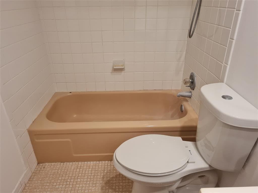 300 Golden Isles Drive # 104, Hallandale Beach, FL 33009 photo 8