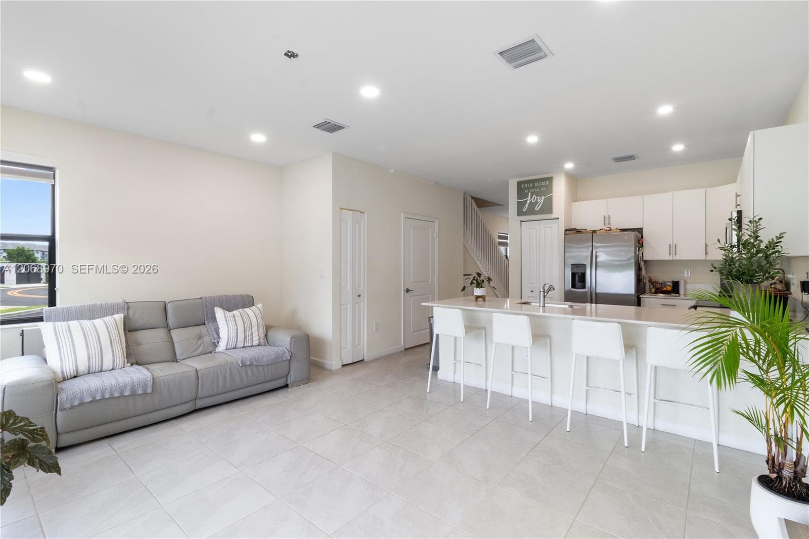 11410 W 34th Way, Hialeah, FL 33018 photo 9