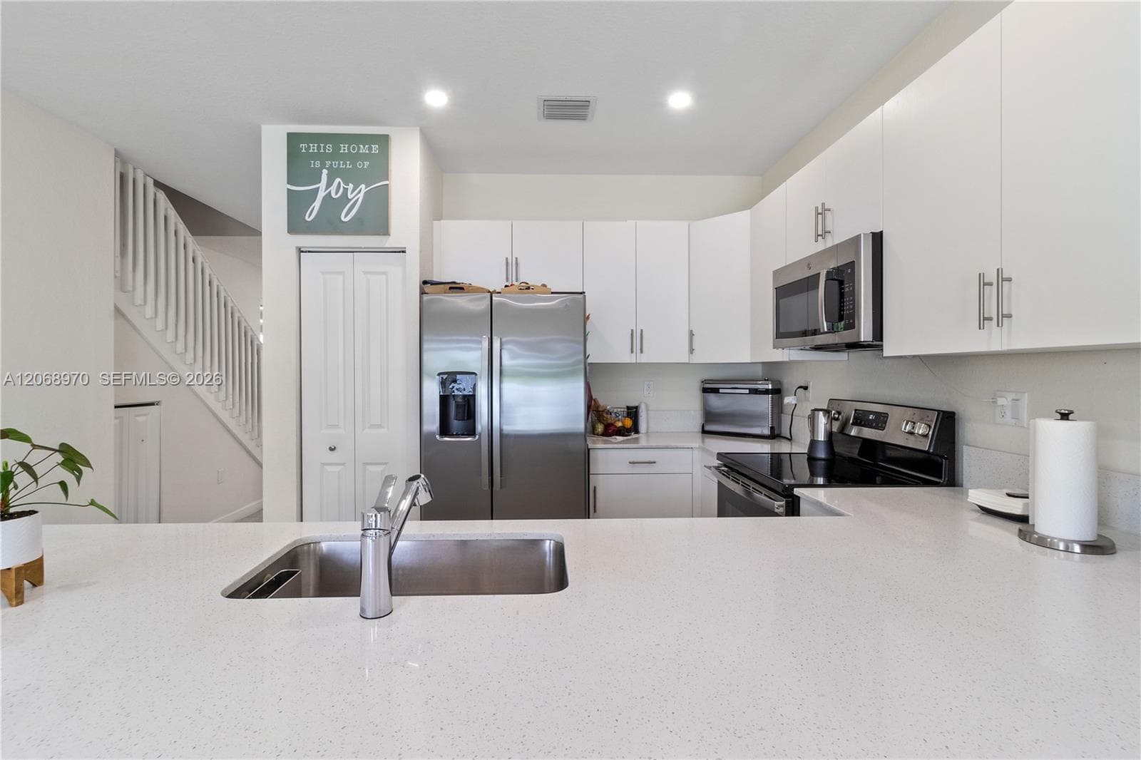 11410 W 34th Way, Hialeah, FL 33018 photo 8