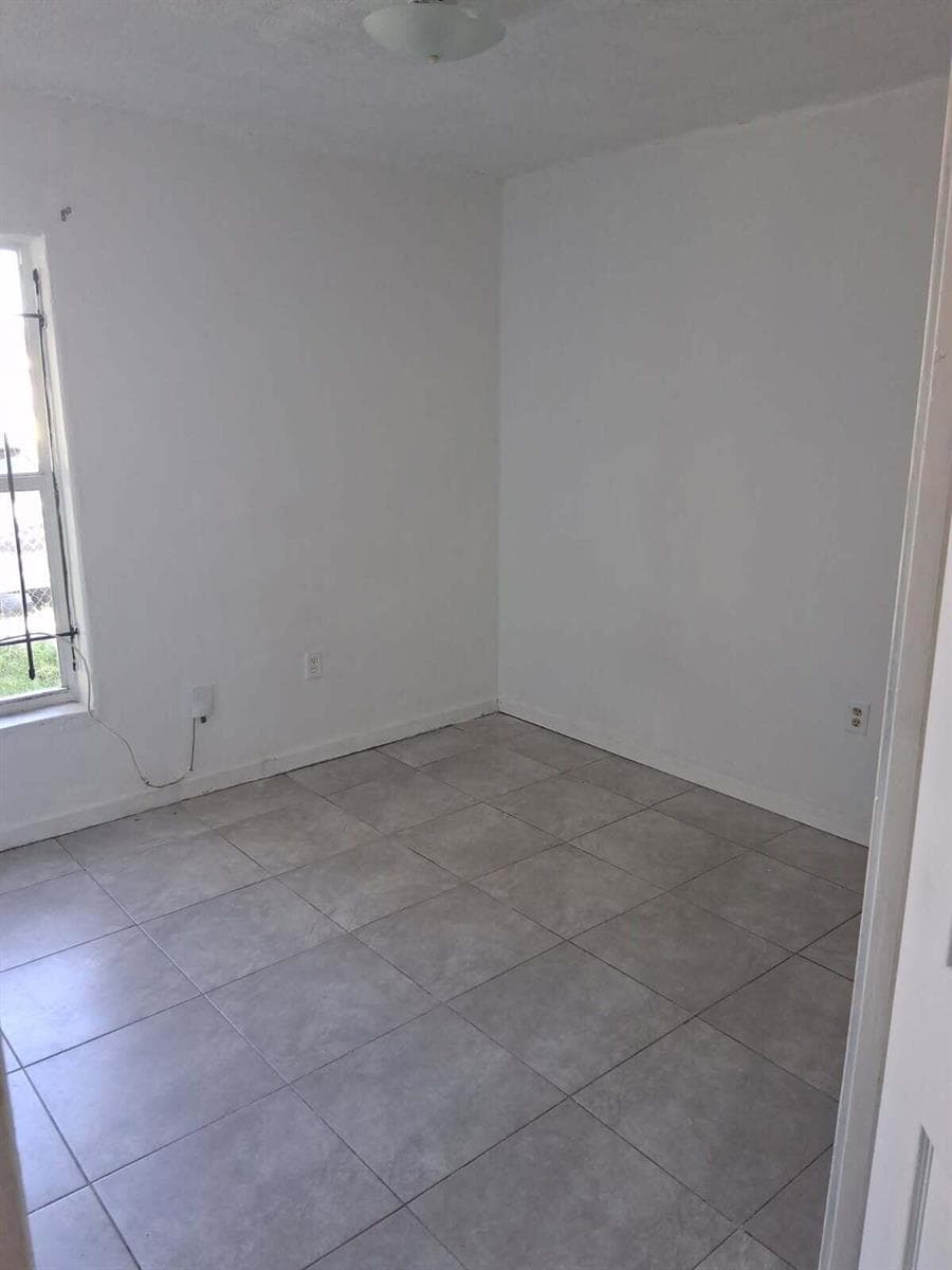 3718 NW 213th Street, Miami Gardens, FL 33055 photo 9