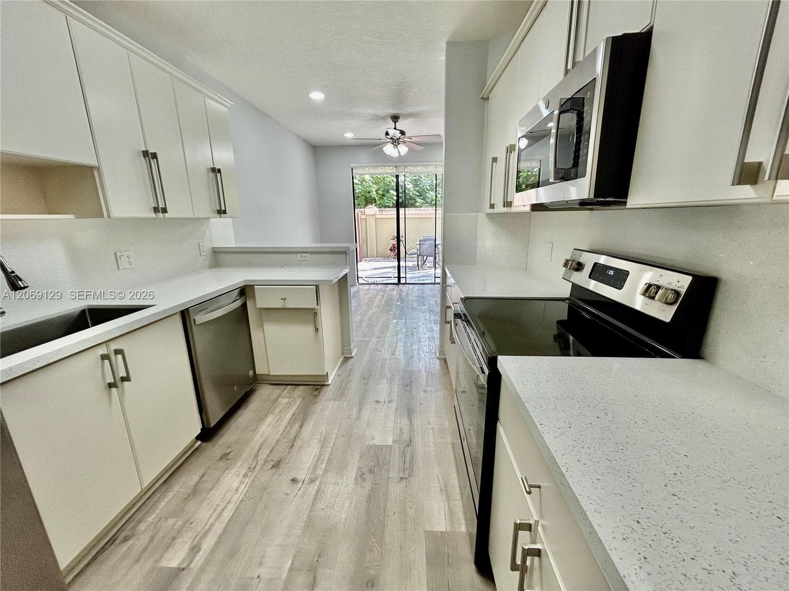 607 NE 35th Ave # 607, Homestead, FL 33033 photo 10