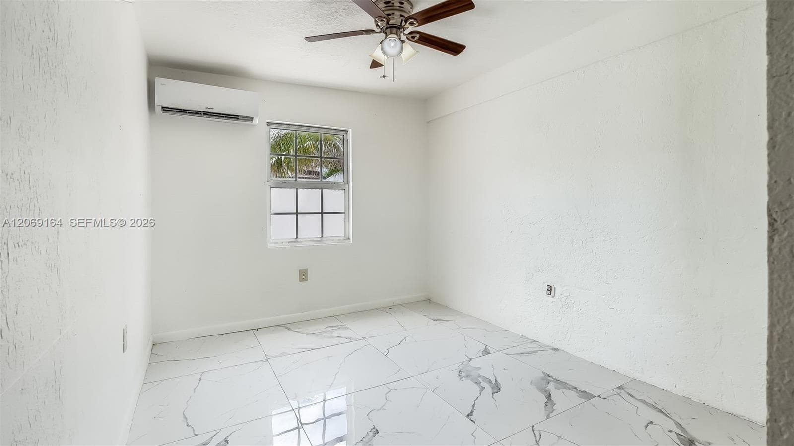 2421 SW 84th Ter, Miramar, FL 33025 photo 11