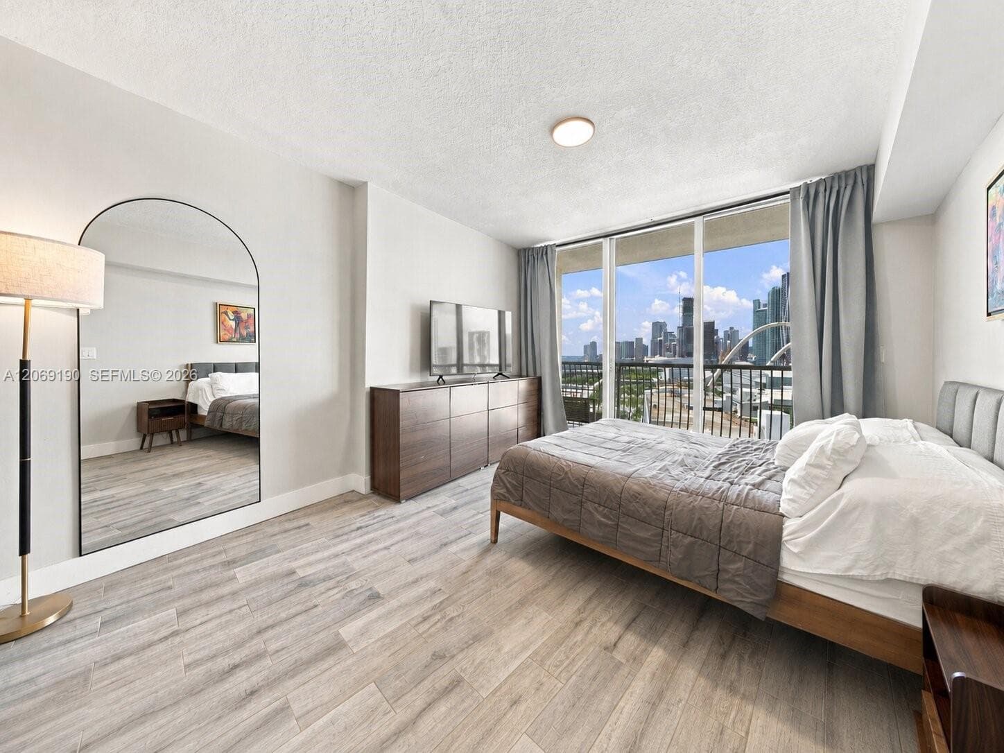 1750 N Bayshore Dr # 1912, Miami, FL 33132 photo 7