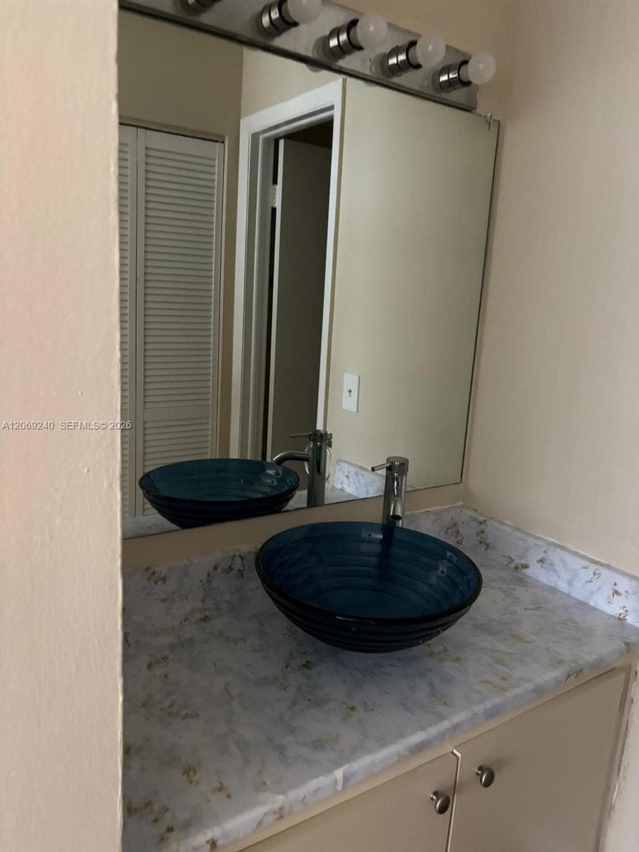 7200 NW 179th St # 310, Hialeah, FL 33015 photo 12