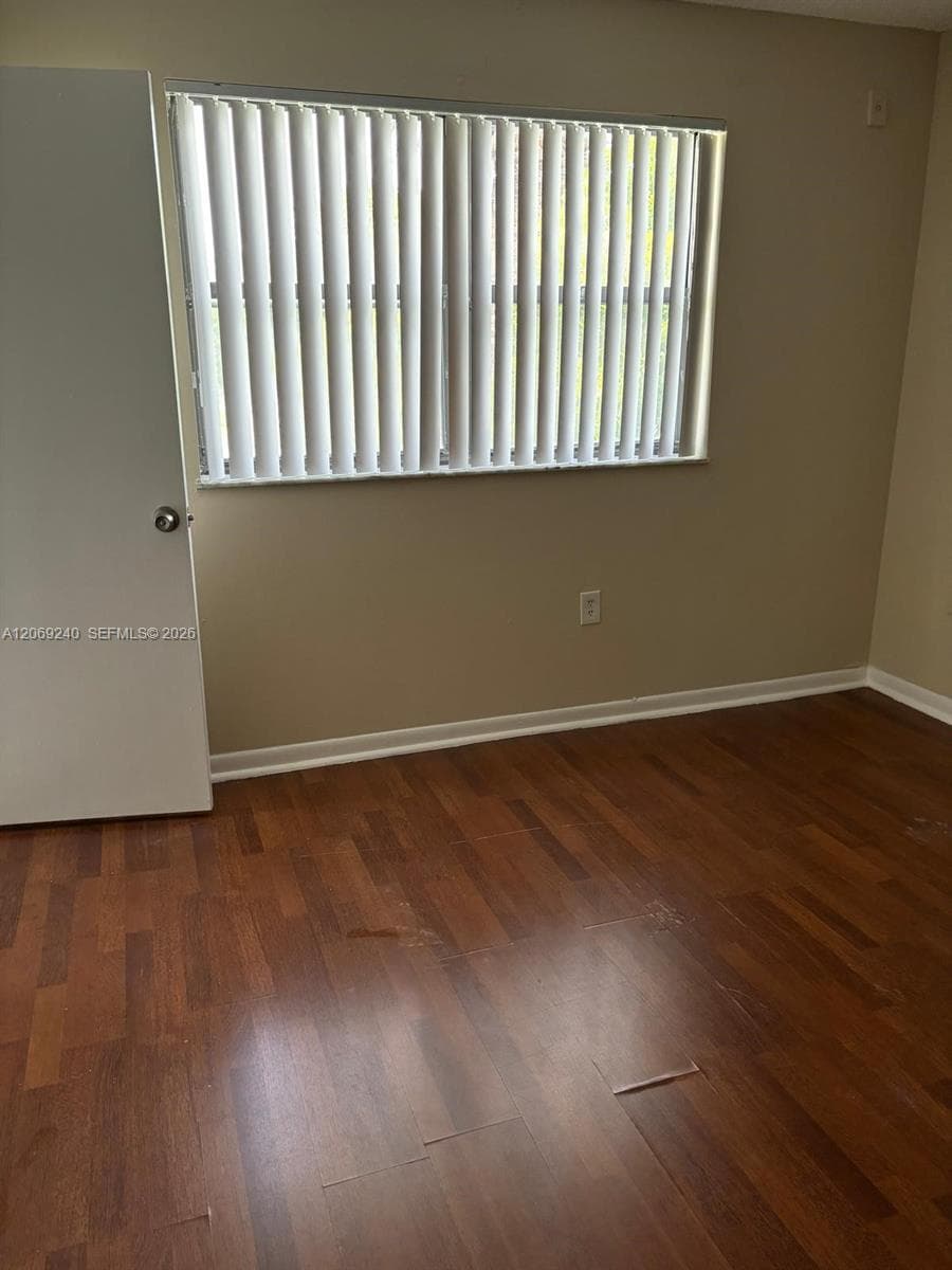 7200 NW 179th St # 310, Hialeah, FL 33015 photo 11