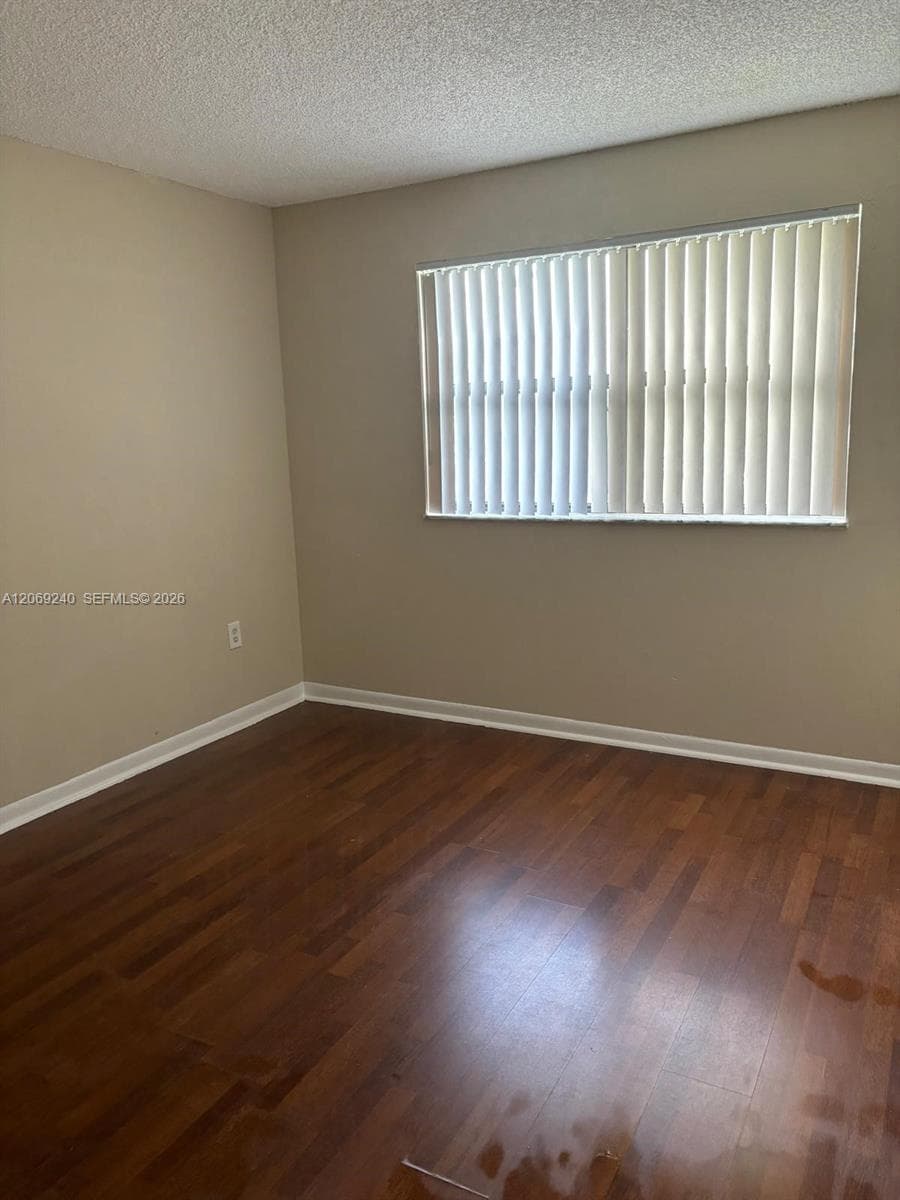 7200 NW 179th St # 310, Hialeah, FL 33015 photo 8