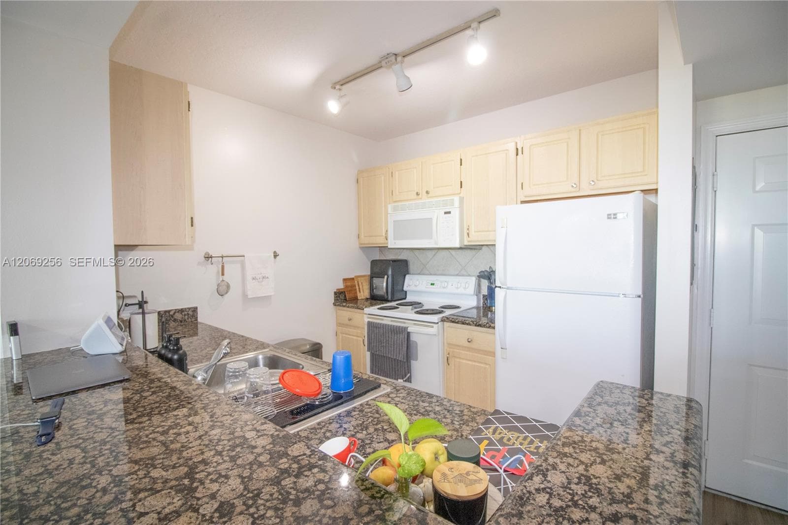 2665 SW 37th Ave # 911, Miami, FL 33133 photo 4