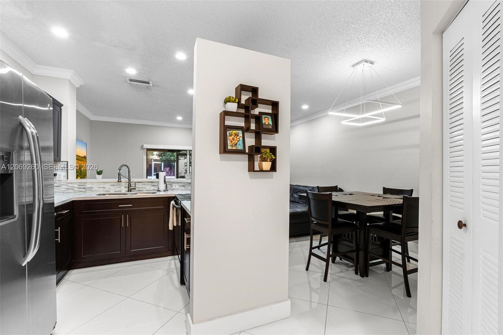 12110 SW 2nd St, Pembroke Pines, FL 33025 photo 3